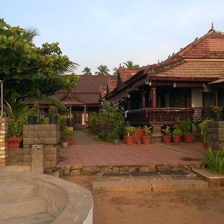 Palm Tree Anex Hotel Varkala Bagian luar foto