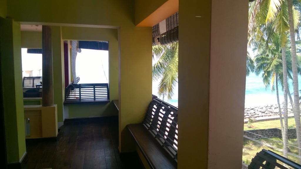 Palm Tree Anex Hotel Varkala Bagian luar foto