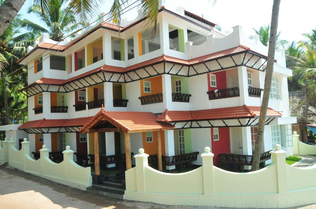 Palm Tree Anex Hotel Varkala Bagian luar foto
